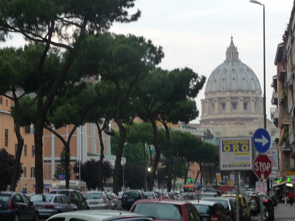 Domus Roma Hotell Eksteriør bilde